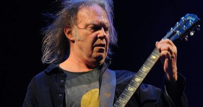 Neil Young announces he IS playing Glastonbury in odd U-turn