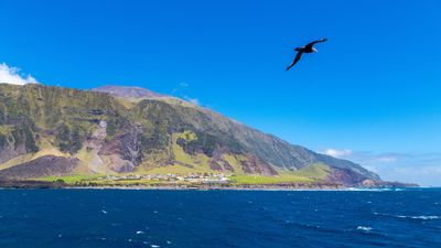 Tristan da Cunha: The most remote inhabited island on Earth, forged from a supercontinent breakup