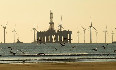 Trump accused of attacking UK energy policies on behalf of fossil fuel industry