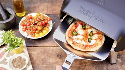 Jamie Oliver by Tefal Pizza Oven review: a top performing budget-priced pizza oven with revolving stone