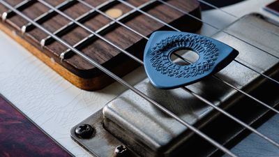 “Allow you to focus on your technique rather than trying to hold onto the pick”: Bog Street Picks review