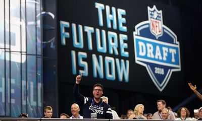 Raiders trade massive haul to get No. 1 pick in recent Patriots mock draft