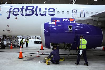 Passengers To Get a Big Cut of JetBlue's Unprecedented $2 Million Fine For 'Multiple Chronically Delayed Flights'