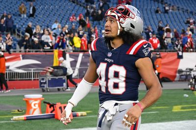 Jahlani Tavai has strong response to booing Patriots fans