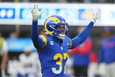 Rams DB Quentin Lake is 1 of 3 defensive ironmen in the NFL this season