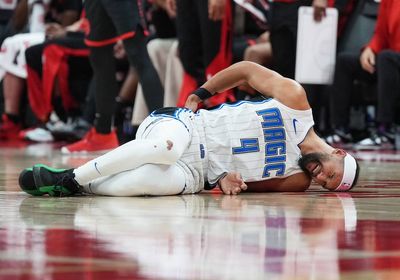 Magic’s Jalen Suggs leaves game against Raptors on wheelchair