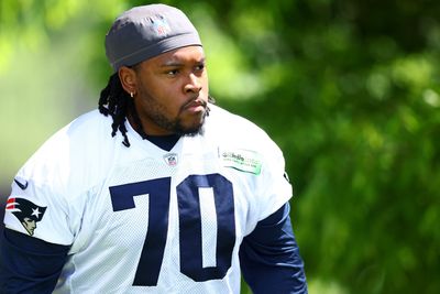 Patriots OL coach gives update on rookie’s chances of starting in finale