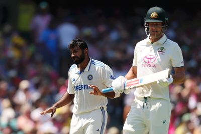 India shrug off Bumrah injury to claim first-innings lead in Australia