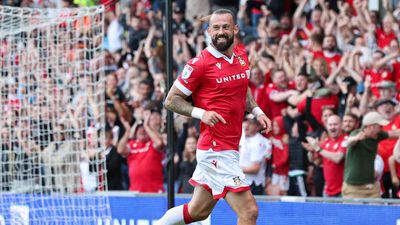 Wrexham's Steven Fletcher Scores Thrilling Late Winner vs. Peterborough