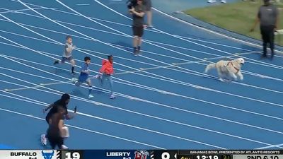 Bahamas Bowl Festivities Featured an Adorable Race Between a Dog, Children