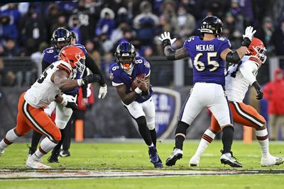 Sights and sounds from the first half as the Ravens hold a 14-3 lead over the Browns