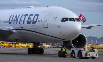 UPDATE: Chiefs no longer stranded at MCI, en route to Denver for Week 18 matchup vs. Broncos