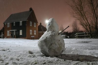 Snow brings disruption amid amber weather warnings