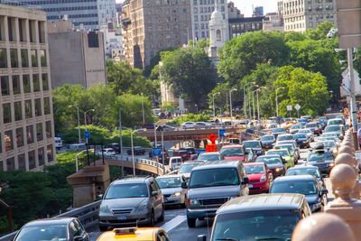 Drivers charged $9 to enter centre of Manhattan during New York’s peak traffic hours