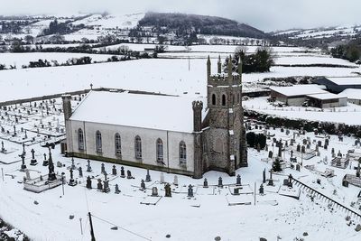 Snow and sleet leave difficult travel conditions but schools expected to reopen