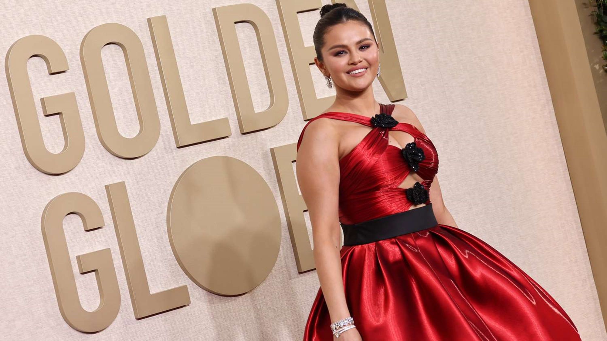 Where to watch the Golden Globes 2025 red carpet?