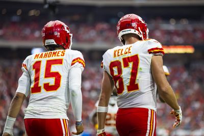 Chiefs vs. Broncos: Patrick Mahomes, Travis Kelce arrive at Mile High Stadium