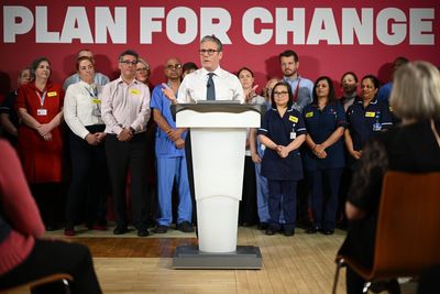 Starmer vows to cut number of patients waiting more than 18 weeks for NHS treatment by 450,000 by end of 2026