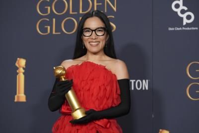 Ali Wong Wins Best Stand-Up Comedy Performance At Globes