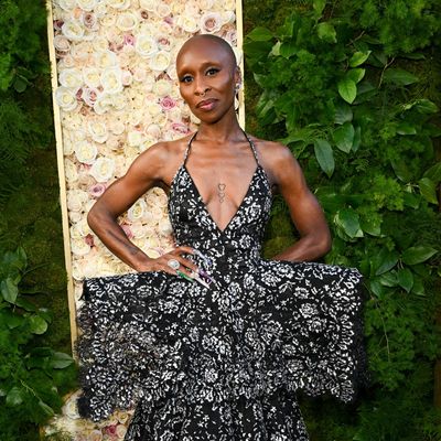 Cynthia Erivo’s Golden Globes Nails Have at Least Six Diamonds