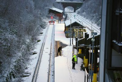 Weather warnings persist as commuters urged to brace for travel disruption