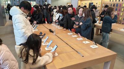 Foreign-branded smartphones are losing a lot of ground in China