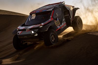 Dakar 48h stage top two, Sainz and Loeb all hit with penalties