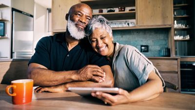 10 Ways Retirees Can Manage Income Distribution