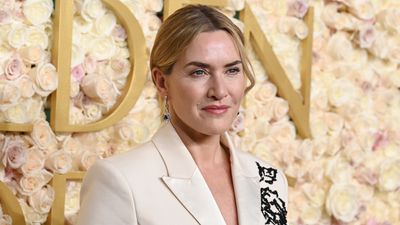 Kate Winslet’s Golden Globes crisp white power suit was a masterclass in tailored elegance with a nod to Titanic