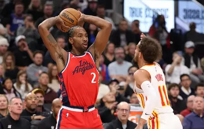 Kawhi Leonard scored 12 points in his season debut for Clippers