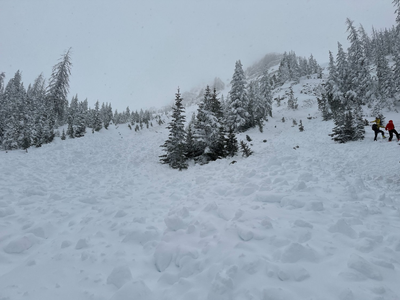 Avalanche kills experienced skier in Wyoming as he is left ‘fully buried’