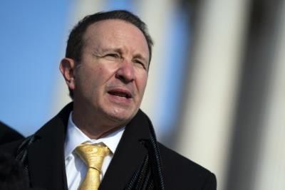 Gov. Landry Urges Swift Confirmation Of DHS Chief Noem