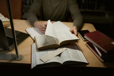 Best portable reading lights to cosy up with a good book wherever you are