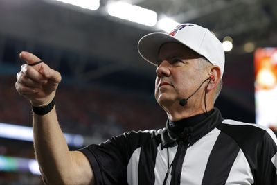 Sean Payton shares the field with controversial referee in first Broncos playoff game