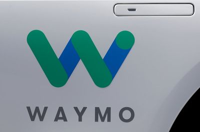 LA tech entrepreneur said he almost missed flight after getting trapped in a Waymo that wouldn’t stop circling airport parking lot