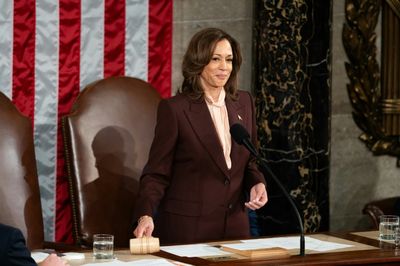 Harris Gracious In Defeat As Congress Certifies Trump's Election