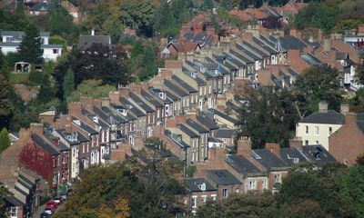 UK house prices dip for first time since March, says Halifax