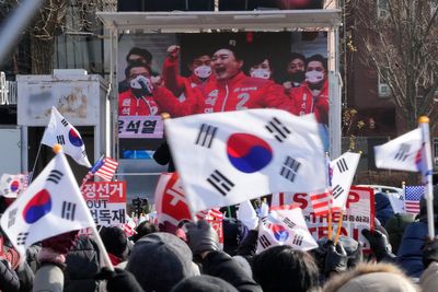 South Korean anti-corruption agency receives new court warrant to detain impeached President Yoon