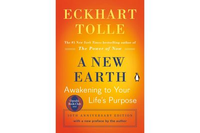 Oprah Winfrey opens 2025 with an encore. 'A New Earth' is her book club pick for a second time