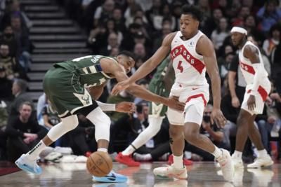 Giannis Antetokounmpo Gets Stitches, Finishes Triple-Double In Win