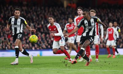 Arsenal vs Newcastle LIVE: Result and reaction from Carabao Cup as Isak and Gordon give Magpies advantage