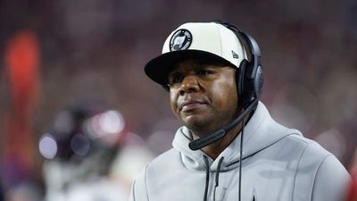 Former NFL QB Byron Leftwich to Interview for Patriots' Open Head-Coaching Job