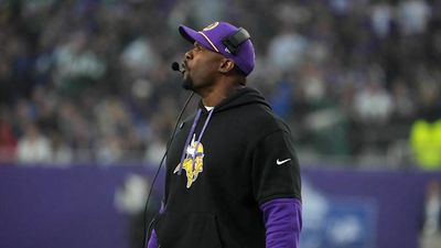 Vikings DC Brian Flores Clarifies Interest in Patriots' Head-Coaching Job