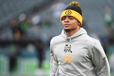 Are the Steelers driving down Justin Fields’ value in free agency?