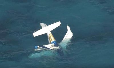 Foreign tourists among three dead after Rottnest Island seaplane crash