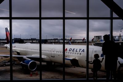 Delta says flights of the future will come with AI assistants, 4K displays and plane wings that can fold