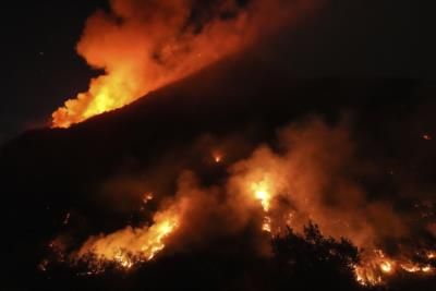 Hurst Fire Erupts In Sylmar, Evacuation Order Issued