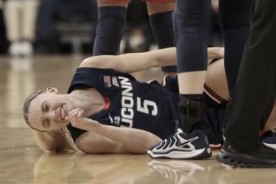 Uconn Guard Paige Bueckers Sidelined With Knee Sprain