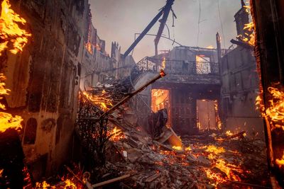 Dramatic photos show devastation caused by Southern California wildfires in just hours