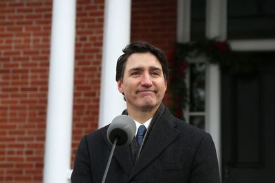 Trudeau leaves Trump threat to successor